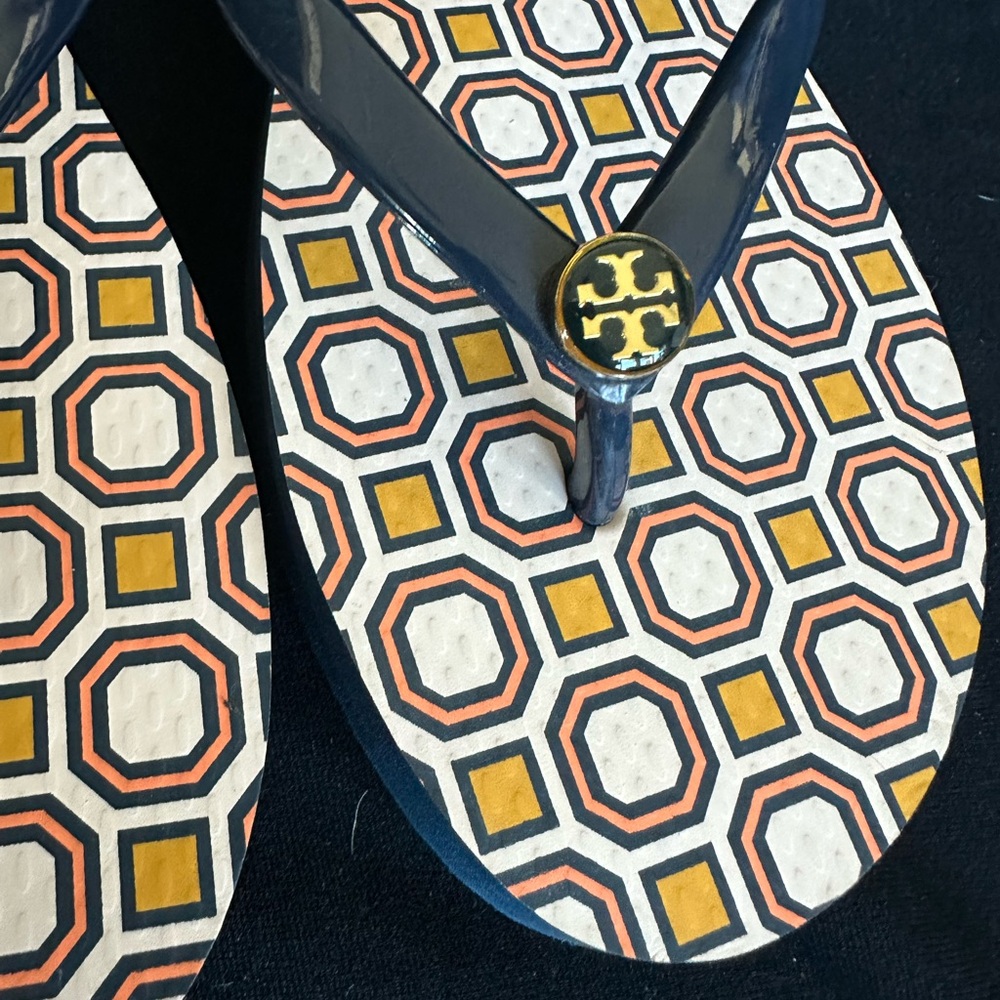 Tory Burch Navy Strap Geometric Flip Flops new - Picture 7 of 12